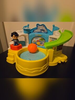 Little People Aquarium Visit